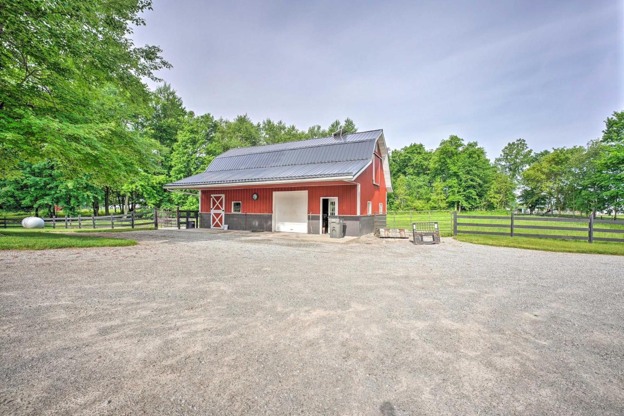 Shipshewana Guest House With Fire Pit! Exterior photo
